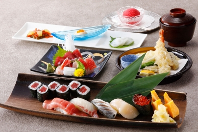 白河コース
※ランチご利用は全日17：00までのご予約制
