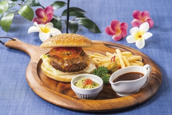 特製ビーフハンバーガー