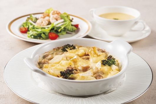 鶏もも肉のタルティフレット風グラタン～ハーモニースタイル～