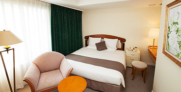 レイトチェックアウト13時